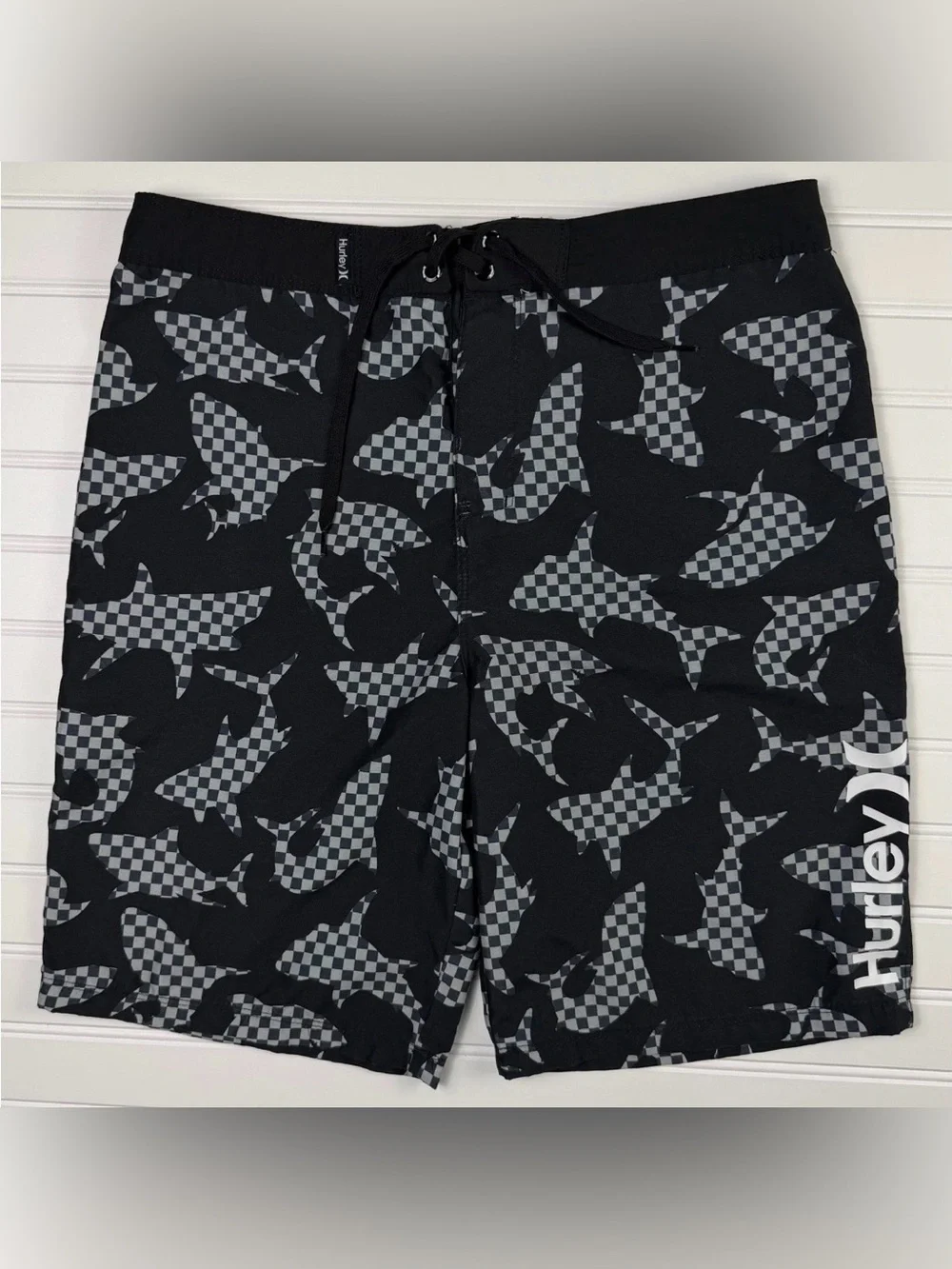 Hurley Men’s Black Check Shark-Print Swim Trunks